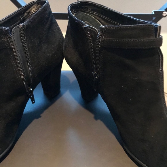 Aerosoles Black Last Dance bootie 💕🎈 - Picture 3 of 3